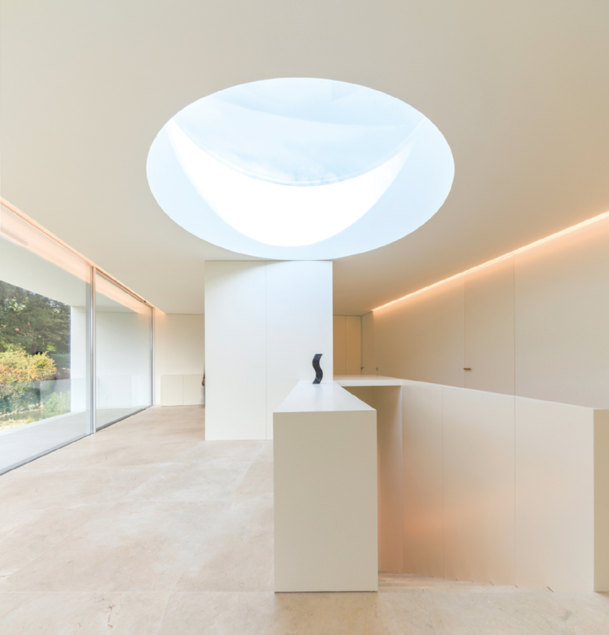 FRAN SILVESTRE ARQUITECTOS_VILLA LAVAN HOUSE IN LA MORALEJA_IMAGES_06.jpg