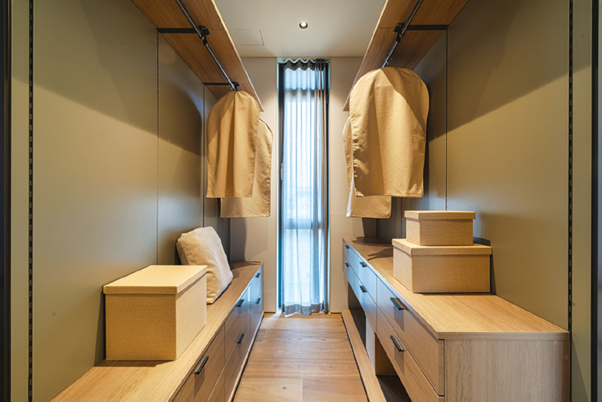 드레스룸 (2).jpg